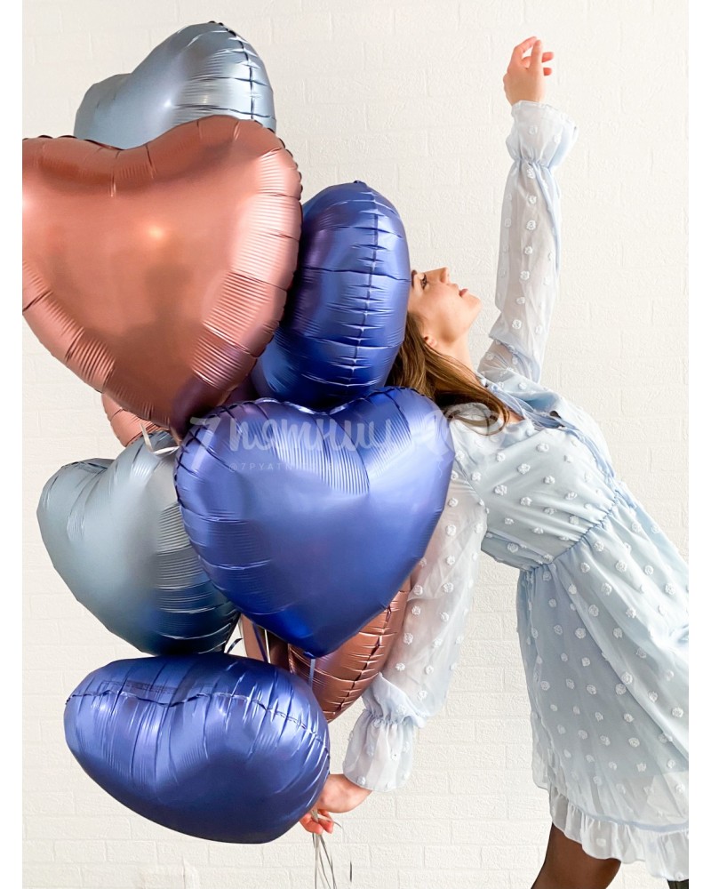 Воздушные сердца для него