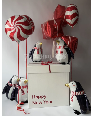 Новогодний набор шаров Пингвины в коробке