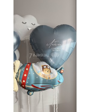 Воздушные шары на выписку с самолетиком